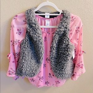 Girls Floral Bell Sleeve Top with Faux Fur Vest